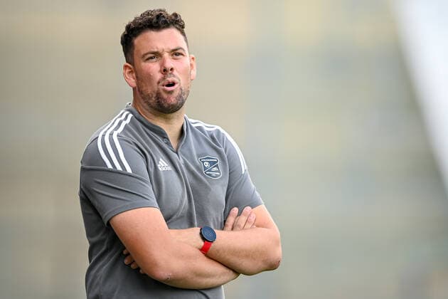 Coach Marc Unterberger Unterhaching gives instructions, gestures, gesticulate with arms, gives instructions, gesticulate frame, action, action, 21 08 2022, Unterhaching Germany , Football, A Junior Bundesliga Süd Südwest, SpVgg Unterhaching FC Bayern München, DFB DFL REGULATIONS PROHIBIT ANY USE OF PHOTOGRAPHS AS IMAGE SEQUENCES AND OR QUASI VIDEO xslx