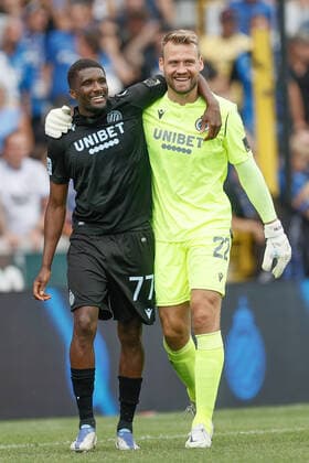 Club s Clinton Mata and Club s goalkeeper Simon Mignolet celebrate after winning a soccer match between Club Brugge and KV Kortrijk, Sunday 21 August 2022 in Brugge, on day 5 of the 2022-2023 Jupiler Pro League first division of the Belgian championship. BRUNOxFAHY  x40158984x