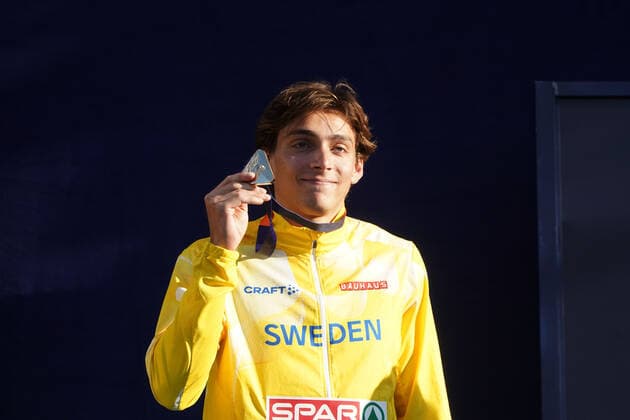 European Championships Munich 2022, European Athletics Championships, European Athletics Championships Munich 2022, 12 08 21 08 2022, Olympic Stadium Munich, pole vault men final, Armand Duplantis Sweden with gold medal, , photo Gladys chai von der Laage