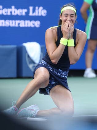 Sport Bilder des Tages Caroline Garcia of France celebrates her win over Petra Kvitova of The Czech Republic in the finals of the 2022 Western and Southern Masters at the Lindner Family Tennis Center in Mason, Ohio, US, 21 August 2022. Western and Southern Masters !ACHTUNG: NUR REDAKTIONELLE NUTZUNG!  Copyright: xMARKxLYONSx AME941 20220821-56e528a53b7bb0e67306daf27389d783e03f813c
