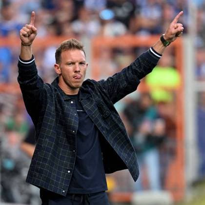 Sport Themen der Woche KW33 Sport Bilder des Tages Bochum, Vonovia Ruhrstadion, 21.08.22, GER, Herren, 1.Bundesliga, Saison 2022-2023, VfL Bochum - FC Bayern Muenchen Bild: Trainer Julian Nagelsmann (Bayern) jubelt nach dem Tor zum 0:4 Nur fuer journalistische Zwecke! Only for editorial use! Gemaess den Vorgaben der DFL Deutsche Fußball Liga ist es untersagt, in dem Stadion und oder vom Spiel angefertigte Fotoaufnahmen in Form von Sequenzbildern und oder videoaehnlichen Fotostrecken zu verwerten bzw. verwerten zu lassen. DFL regulations prohibit any use of photographs as image sequences and or quasi-video. Nordrhein-Westfalen Deutschland *** Bochum, Vonovia Ruhrstadion, 21 08 22, GER, Herren, 1 Bundesliga, Saison 2022 2023, VfL Bochum FC Bayern Muenchen Bild Trainer Julian Nagelsmann Bayern jubilates after scoring the 0 4 Only for journalistic use Only for editorial use According to the regulations of the DFL Deutsche Fußball Liga it is prohibited, DFL regulations prohibit any use of photographs as image sequences and or quasi video North Rhine-Westphalia Germany