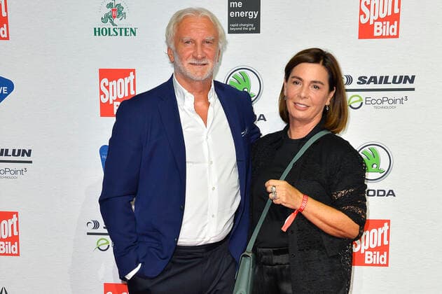 Rudi Völler and his wife Sabrina Völler at the presentation of the Sport Bild Award on 22 08 2022 in Hamburg Sport Bild Award 2022 presentation in Hamburg