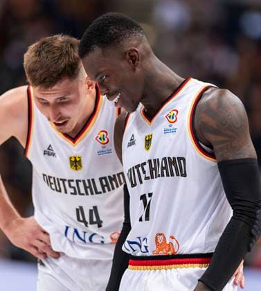 David Krämer GER , Dennis Schröder GER 19 08 22, Hamburg, Germany vs Czech Republic, DBB, Basketball Supercup 2022 Â