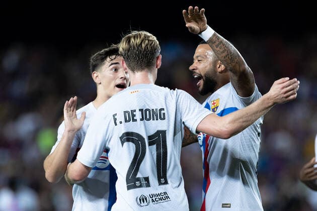 August 24, 2022, Barcelona, Spain: Frenkie de Jong of FC Barcelona, Barca celebrate a goal during the benefic friendly match to raise funds for ELA between FC Barcelona and Manchester City at Spotify Camp Nou in Barcelona, Spain. Barcelona Spain - ZUMAd159 20220824_zia_d159_100 Copyright: xGerardxFrancox