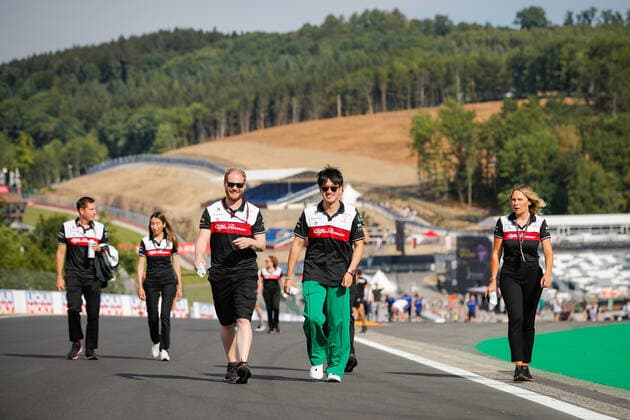 ZHOU Guanyu (chi), Alfa Romeo F1 Team ORLEN C42, portrait trackwalk during the Formula 1 Rolex Belgian Grand Prix 2022, 14th round of the 2022 FIA Formula One World Championship, WM, Weltmeisterschaft from August 26 to 28, 2022 on the Circuit de Spa-Francorchamps, in Francorchamps, Belgium - F1 - BELGIAN GRAND PRIX 2022 DPPI Panoramic  00122033__V2_8635