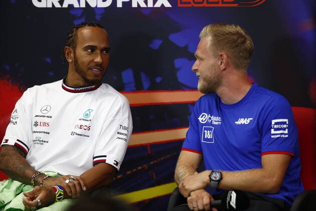 44 Lewis Hamilton GBR, Mercedes AMG Petronas F1 Team , 20 Kevin Magnussen DNK, Haas F1 Team , F1 Grand Prix of Belgium at Circuit de Spa Francorchamps on August 25, 2022 in Spa Francorchamps, Belgium Photo by Sam Bloxham Motorsport Images DPPI via HOCH ZWEI Spa Francorchamps Belgium