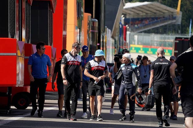 FORMULA 1 ROLEX BELGIAN GRAND PRIX 2022 25 08 2022, Circuit de Spa Francorchamps, Spa Franchorchamps, FORMULA 1 ROLEX BELGIAN GRAND PRIX 2022 , in picture Valtteri Bottas FIN , Alfa Romeo F1 Team ORLEN, Emerson Fittipaldi nordphotoxGmbHx xBratic nph00250
