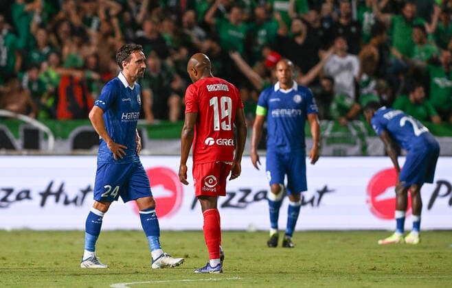 Gent s Sven Kums looks dejected during a soccer game between Cypriot Omonia Nicosia and Belgian KAA Gent in Nicosia, Cyprus on Thursday 25 August 2022, the return leg of the play-offs for the UEFA Europa League competition. DAVIDxCATRY  x40929792x