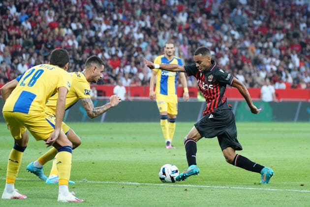 Alexis Claude Maurice (OGC Nice) FOOTBALL : OGC Nice vs Maccabi Tel Aviv - Barrage retour de confÃ rence Ligue - Nice - 25 08 2022 NorbertScanella Panoramic 