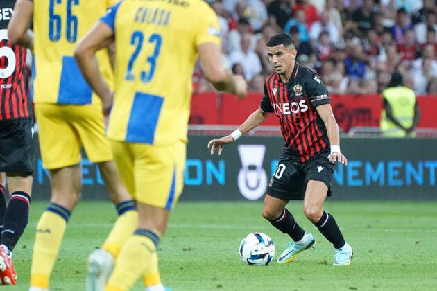 Youcef Atal (OGC Nice) FOOTBALL : OGC Nice vs Maccabi Tel Aviv - Barrage retour de confÃ rence Ligue - Nice - 25 08 2022 NorbertScanella Panoramic 