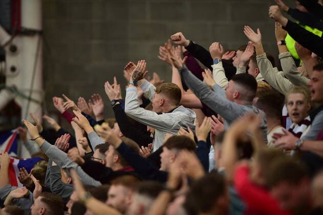 Heart of Midlothian v FC Zürich UEFA Europa League Fans of Heart of Midlothian during the UEFA Europa League Play-Off Second Leg match at Tynecastle Park, Edinburgh Content Not Available For UK Newspapers Copyright: xJamiexJohnstonx FIL-17264-0074 UK Newspapers OUT