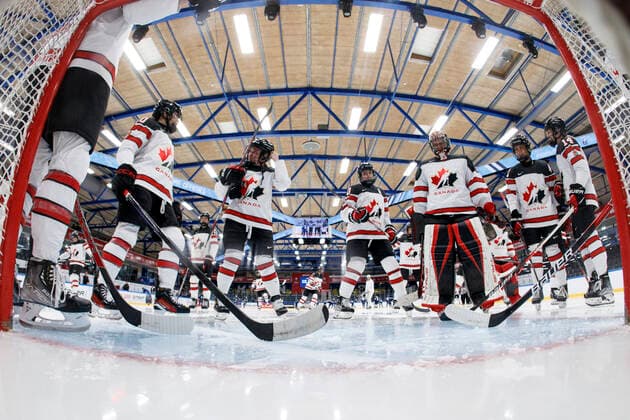 Team Canada during 2022 IIHF Ice hockey, Eishockey Women s World Championship, WM, Weltmeisterschaft match between Finland and Canada at the Kivk Arena on 25. August 2022 in Herning, Denmark. (Tomi Hänninen Newspix24)  Copyright: xTomixHänninenx np24_1TH4421