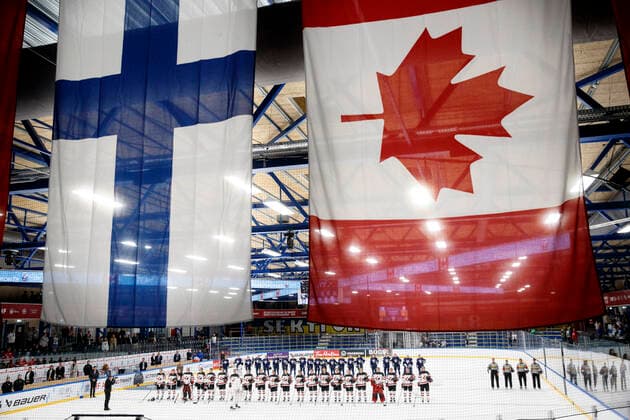Canada wins, flags during 2022 IIHF Ice hockey, Eishockey Women s World Championship, WM, Weltmeisterschaft match between Finland and Canada at the Kivk Arena on 25. August 2022 in Herning, Denmark. (Tomi Hänninen Newspix24)  Copyright: xTomixHänninenx np24_2TH0711