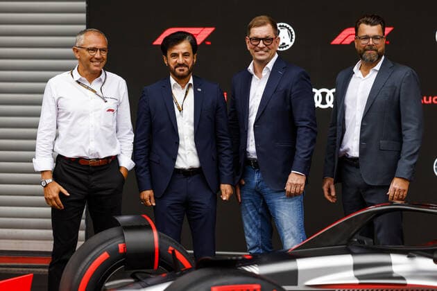DOMENICALI Stefano (ita), Chairman and CEO Formula One Group FOG, BEN SULAYEM Mohammed (uae), President of the FIA, DUESMANN Markus (ger), CEO of Audi, HOFFMAN Oliver (ger), Chief Technical Officer of Audi, portrait during the Formula 1 Rolex Belgian Grand Prix 2022, 14th round of the 2022 FIA Formula One World Championship, WM, Weltmeisterschaft from August 26 to 28, 2022 on the Circuit de Spa-Francorchamps, in Francorchamps, Belgium - F1 - BELGIAN GRAND PRIX 2022 DPPI Panoramic 00122033__DE_7201.JPG_