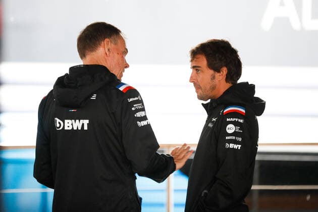 ALONSO Fernando (spa), Alpine F1 Team A522, PERMANE Alan (gbr), Trackside Operations Director of Alpine F1 Team, portrait during the Formula 1 Rolex Belgian Grand Prix 2022, 14th round of the 2022 FIA Formula One World Championship, WM, Weltmeisterschaft from August 26 to 28, 2022 on the Circuit de Spa-Francorchamps, in Francorchamps, Belgium - F1 - BELGIAN GRAND PRIX 2022 DPPI Panoramic  00122033__V2_9652