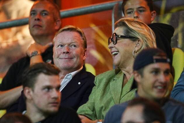 VELSEN, 26-08-2022, Buko Stadion. Dutch Football, Keuken Kampioen Divisie, season 2022 2023. Ronald Koemand and Bartina Koeman are present in the stadium watching the game of their son, goalkeeper Ronald Koeman of Telstar, during the match Telstar - Helmond (2-1). Telstar - Helmond Sport  x17966007x Copyright: