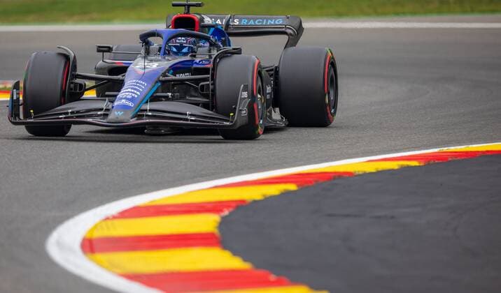 SPA-FRANCORCHAMPS, BELGIUM - AUGUST 26 : Albon - Williams during the F1 race of the Belgian Formula One Grand Prix Spa Francorchamps on August 26, 2022 in Spa-Francorchamps, Belgium, 26 08 2022 ( Belgian Grand Prix Formula One 2022 PhotoNews Panoramic 