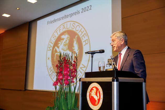 MÜNSTER Tournament of Winners 2022, MÜNSTER Tournament of Winners 2022 HOFMANN Peter organizer Mannheim Maimarkt award ceremony Peace Rider Award Münster, Mövenpick Hotel 26 August 2022