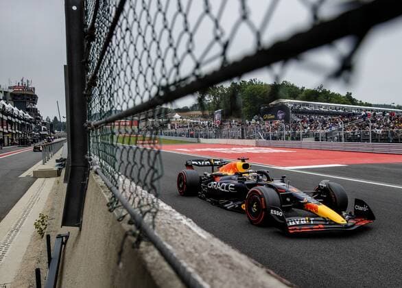 SPA Max Verstappen 1 with the Oracle Red Bull Racing RB18 Honda during the 3rd practice session ahead of the F1 Grand Prix of Belgium at the Circuit de Spa Francorchamps on August 27, 2022 in SPA, Belgium ANP SEM VAN DER WAL F1 Grand Prix of Belgium, Practice 3 2022 xVIxANPxSportx xxANPxIVx 453576514 originalFilename: 453576514.jpg
