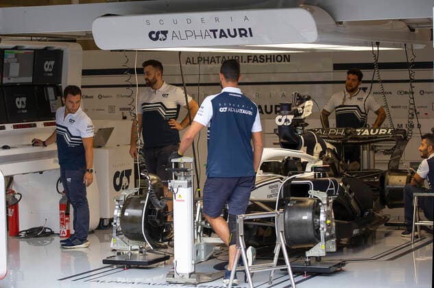 August 27, 2022: Engineers from Alpha Tauri ready Alpha Tauri 10 Pierre Gasly from France car before the third practice session of F1 Rolex Grand Prix of Belgium at Circuit de Spa-Francorchamps in Francorchamps, Belgium. CSM Francorchamps Belgium - ZUMAc04_ 20220827_zaf_c04_015 Copyright: xJustinxCooperx