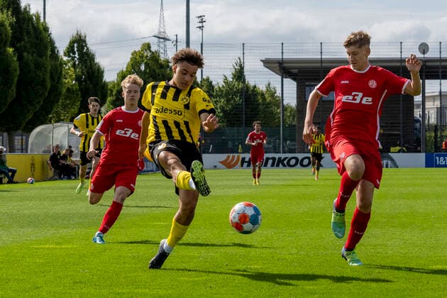 Sunday, 28 08 2022 Season 2022 2023 3 Matchday A Junior Bundesliga U19 Bundesliga at BVB Fussballpark Hohenbuschei, Dortmund, Germany BV Borussia Dortmund U19 Rot Weiss Essen U19 Rafael Lubach Borussia Dortmund U19 15