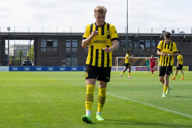 Sunday, 28 08 2022 Season 2022 2023 3 Matchday A Junior Bundesliga U19 Bundesliga at BVB Fussballpark Hohenbuschei, Dortmund, Germany BV Borussia Dortmund U19 Rot Weiss Essen U19 Julian Rijkhoff Borussia Dortmund U19 9