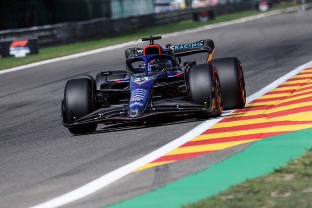 23 ALBON Alexander (tha), Williams Racing FW44, action during the Formula 1 Rolex Belgian Grand Prix 2022, 14th round of the 2022 FIA Formula One World Championship, WM, Weltmeisterschaft from August 26 to 28, 2022 on the Circuit de Spa-Francorchamps, in Francorchamps, Belgium - F1 - BELGIAN GRAND PRIX 2022 - RACE DPPI Panoramic  G00D7188