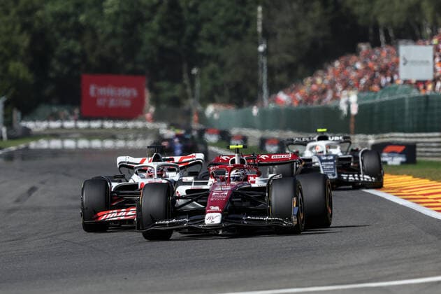 24 ZHOU Guanyu (chi), Alfa Romeo F1 Team ORLEN C42, action during the Formula 1 Rolex Belgian Grand Prix 2022, 14th round of the 2022 FIA Formula One World Championship, WM, Weltmeisterschaft from August 26 to 28, 2022 on the Circuit de Spa-Francorchamps, in Francorchamps, Belgium - F1 - BELGIAN GRAND PRIX 2022 - RACE DPPI Panoramic  G00D7820