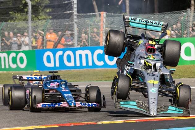 Formula 1, Belgian GP in Spa, Accident Lewis Hamilton
