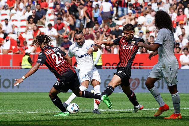 Dimitri Payet (Olympique de Marseille) - Mattia Viti (OGC Nice) FOOTBALL : OGC Nice vs Olympique de Marseille - Ligue 1 Uber Eats - Nice - 28 08 2022 NorbertScanella Panoramic 