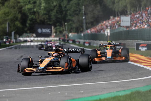 03 RICCIARDO Daniel (aus), McLaren F1 Team MCL36, action 04 NORRIS Lando (gbr), McLaren F1 Team MCL36, action during the Formula 1 Rolex Belgian Grand Prix 2022, 14th round of the 2022 FIA Formula One World Championship, WM, Weltmeisterschaft from August 26 to 28, 2022 on the Circuit de Spa-Francorchamps, in Francorchamps, Belgium - F1 - BELGIAN GRAND PRIX 2022 - RACE DPPI Panoramic  G00D8165