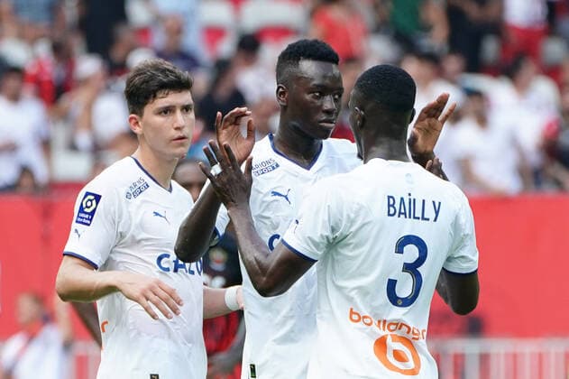 Eric Bailly (Olympique de Marseille) - Pape Gueye (Olympique de Marseille) - Leonardo Balerdi (Olympique de Marseille) FOOTBALL : OGC Nice vs Olympique de Marseille - Ligue 1 Uber Eats - Nice - 28 08 2022 NorbertScanella Panoramic 