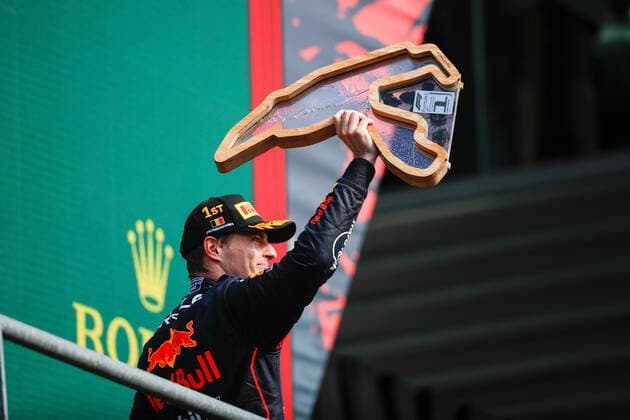 VERSTAPPEN Max (ned), Red Bull Racing RB18, portrait during the Formula 1 Rolex Belgian Grand Prix 2022, 14th round of the 2022 FIA Formula One World Championship, WM, Weltmeisterschaft from August 26 to 28, 2022 on the Circuit de Spa-Francorchamps, in Francorchamps, Belgium - F1 - BELGIAN GRAND PRIX 2022 - RACE DPPI Panoramic  00122034__V2_3559