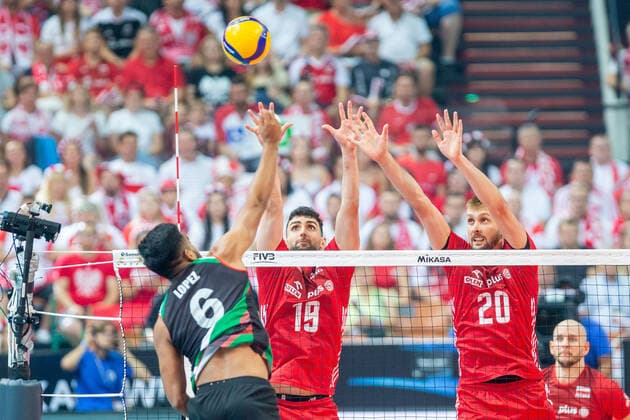 KATOWICE 28.08.2022 SIATKOWKA MISTRZOSTWA SWIATA 2022 POLSKA - MEKSYK FIVB VOLLEYBALL MEN S World Championship, WM, Weltmeisterschaft POLAND 2022 POLAND - MEXICO Josue De Jesus Lopez Rios MARCIN JANUSZ MATEUSZ BIENIEK FOT. MICHAL CHWIEDUK FOKUSMEDIA.COM.PL NEWSPIX.PL --- Newspix.pl POLAND OUT!  220828CHW149