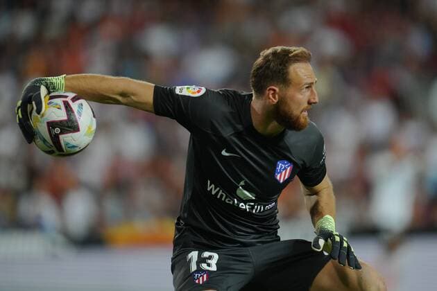 Mandatory Credit: Photo by Pressinphoto Shutterstock (13350705n) Jan Oblak of Atletico de Madrid Valencia CF v Atletico de Madrid, La Liga, date 3. Football, Mestalla Stadium, Valencia, Spain - 29 Aug 2022 EDITORIAL USE ONLY No use with unauthorised audio, video, data, fixture lists (outside the EU), club league logos or live services. Online in-match use limited to 45 images (+15 in extra time). No use to emulate moving images. No use in betting, games or single club league player publications services. Valencia CF v Atletico de Madrid, La Liga, date 3. Football, Mestalla Stadium, Valencia, Spain - 29 Aug 2022 EDITORIAL USE ONLY No use with unauthorised audio, video, data, fixture lists (outside the EU), club league logos or live services. Online in-match use limited to 45 images (+15 in extra time). No use to emulate moving images. No use in betting, games or Copyright: xPressinphoto Shutterstockx 13350705n