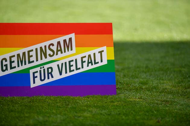 Soccer 1 Bundesliga, 4 Matchday, 1 FC Köln VfB Stuttgart on 28 08 2022 at RheinEnergieStadion in Cologne North Rhine Westphalia Rainbow Flag, Together for Diversity, Banner, Turf, Backer, Feature, General, DFL REGULATES PROHIBIT ANY USE OF PHOTOGRAPHS AS IMAGE SEQUENCES AND OR QUASI VIDEO Copyright: xNeundorf Kirchner-Mediax