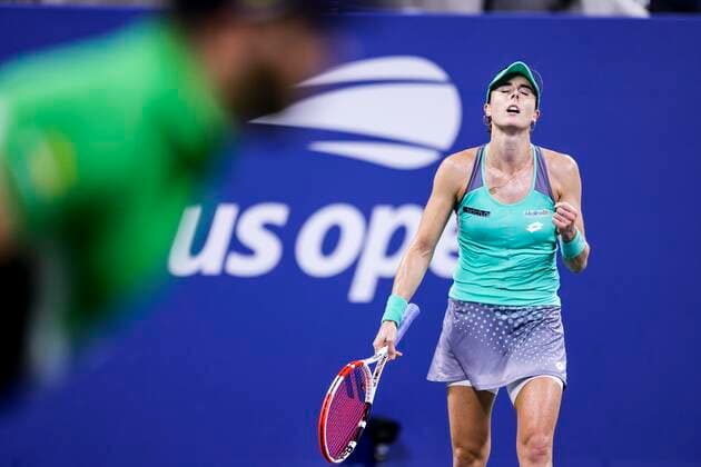 TENNIS - WTA, Tennis Damen US Open 2022 NEW YORK CITY,NEW YORK,USA, 30.AUG.22 - TENNIS - WTA Tour, US Open, Grand Slam, Flushing Meadows. Image shows the rejoicing of Alize Cornet (FRA).  GEPAxpictures xPatrickxSteiner