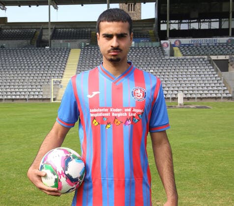 Regionallioga West, season 2022 2023, photo session Wuppertaler SV, 31 08 2022 Giulio Multari Wuppertaler SV portrait with ball
