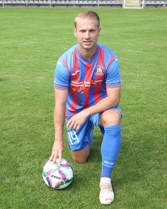 Regionallioga West, season 2022 2023, photo session Wuppertaler SV, 31 08 2022 Philipp Hanke Wuppertaler SV with ball