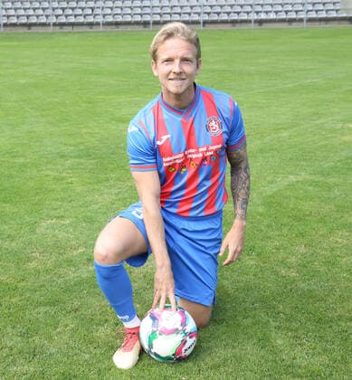 Regionallioga West, season 2022 2023, photo session Wuppertaler SV, 31 08 2022 Kevin Hagemann Wuppertaler SV portrait with ball