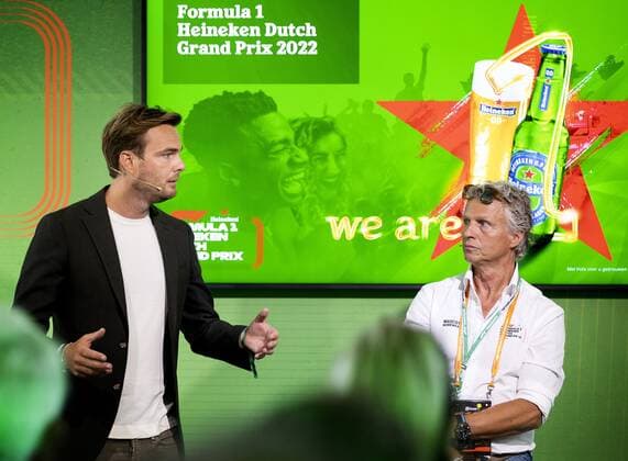 2022 08 31 11 20 10 ZANDVOORT Giedo van der Garde and Jan Lammers during a press meeting at the Zandvoort circuit, in the run up to the Grand Prix GP The GP took place last year in a modified form due to the corona measures This year, up to 110,000 visitors a day are expected ANP REMKO DE WAAL netherlands out belgium out Zandvoort xVIxxIVx 453797624 originalFilename: 0167866132st.jpg