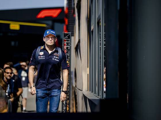 ZANDVOORT Max Verstappen Red Bull Racing arrives at the track The GP took place last year in a modified form due to the corona measures This year, up to 110,000 visitors a day are expected ANP SEM VAN DER WAL F1 Grand Prix of The Netherlands Previews 2022 xVIxANPxSportx xxANPxIVx 453863650 originalFilename: 453863650.jpg