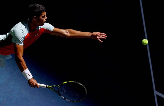 Mandatory Credit: Photo by Ellea Ling Shutterstock (13357852ad) Carlos Alcaraz of Spain in action US Open Championships 2022, Day Four, USTA National Tennis Center, Flushing Meadows, New York, USA - 01 Sep 2022 US Open Championships 2022, Day Four, USTA National Tennis Center, Flushing Meadows, New York, USA - 01 Sep 2022 Copyright: xElleaxLing Shutterstockx 13357852ad