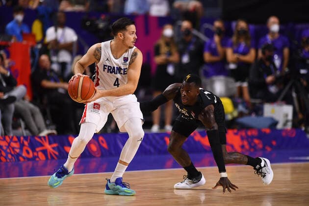 COLOGNE, GERMANY - SEPTEMBER 1, 2022: Thomas Heurtel vs Dennis Schroeder. The basketball match of Eurobasket 2022 France vs Germany.  Copyright: xVitaliixKliuievx