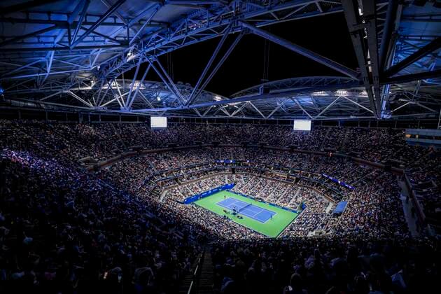 Sport Bilder des Tages TENNIS - US Open 2022 NEW YORK CITY,NEW YORK,USA,01.SEP.22 - TENNIS - ATP, Tennis Herren World Tour, US Open, Grand Slam, Flushing Meadows. Image shows an overview of the Arthur Ashe Stadium.  GEPAxpictures xPatrickxSteiner