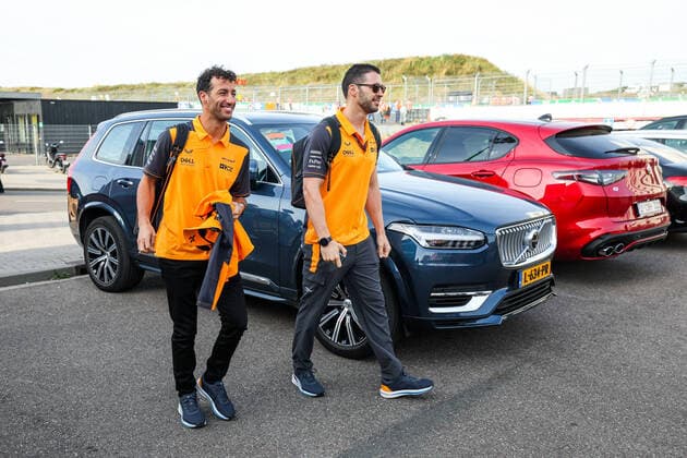RICCIARDO Daniel (aus), McLaren F1 Team MCL36, portrait going out of his Volvo car during the Formula 1 Heineken Dutch Grand Prix 2022, 15th round of the 2022 FIA Formula One World Championship, WM, Weltmeisterschaft from September 2 to 4, 2022 on the Zandvoort Circuit, in Netherlands, Belgium - F1 - DUTCH GRAND PRIX 2022 DPPI Panoramic  20220902_GOOD9273