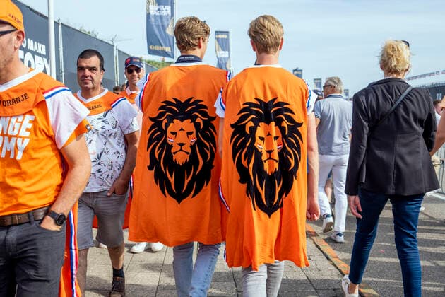 Formula 1 Zandvoort Curcuit Zandvoort, The Netherlands 20220902 Dutch fans in place at the Zandvoort Circuit during the 12th round of F1 Photo Beate Oma Dahle NTB Zandvoort The Netherlands  Copyright: xBeatexOmaxDahlex xNTBx EDITORIAL USE ONLY. RESTRICTED USE FOR BETTING COMPANIES