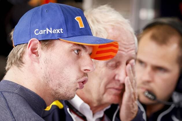 ZANDVOORT Max Verstappen Oracle Red Bull Racing in the paddock after coming to a standstill during the 1st free practice session ahead of the F1 Grand Prix of the Netherlands at Circuit van Zandvoort on September 2, 2022 in Zandvoort, Netherlands KOEN VAN WEEL F1 Grand Prix of The Netherlands Practice 1 2022 xVIxANPxSportx xxANPxIVx 453918761 originalFilename: 453918761.jpg