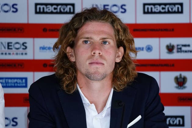 Mads Bech Sörensen (OGC Nice) FOOTBALL : PrÃ sentation des nouvelles recrues de l™OGC Nice - Nice - 02 08 2022 NorbertScanella Panoramic 