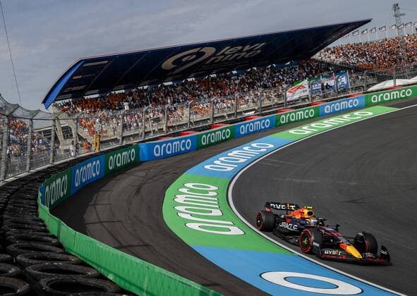 ZANDVOORT Sergio Perez 11 with the Oracle Red Bull Racing RB18 Honda during the 1st free practice session ahead of the F1 Grand Prix of the Netherlands at Circuit van Zandvoort on September 2, 2022 in Zandvoort, Netherlands ANP SEM VAN DER WAL F1 Grand Prix of The Netherlands Practice 1 2022 xVIxANPxSportx xxANPxIVx 453924191 originalFilename: 453924191.jpg